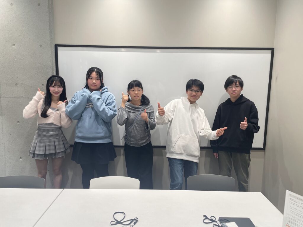 Fとんチームの発表